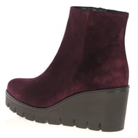 Gabor - Utopia Ankle Boot, Mulberry 2