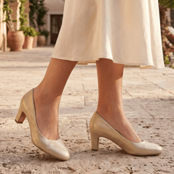 Tamaris - 22420 Low Heeled Pumps, Champagne