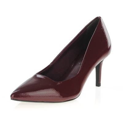 Tamaris - 22424 Patent Court Shoes, Merlot 1