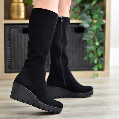 Susst - Becky Wedge Sock Boots Black Micro 1