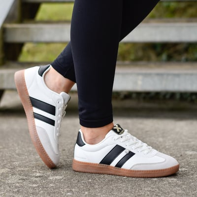 Xti - 143485 Retro Trainers White 1