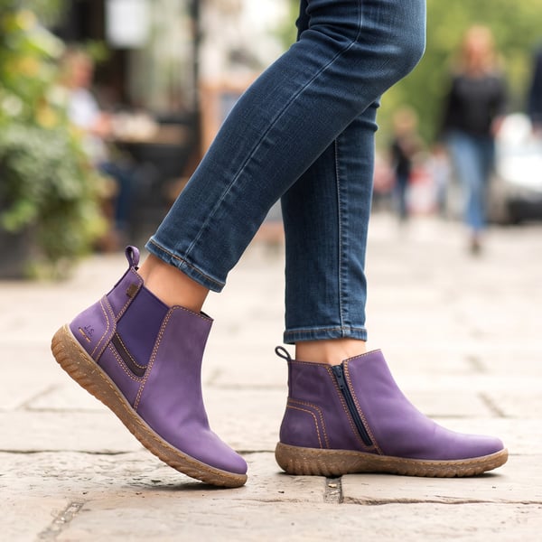 Josef Seibel - Angelina 01 Leather Chelsea Boots - Purple 1