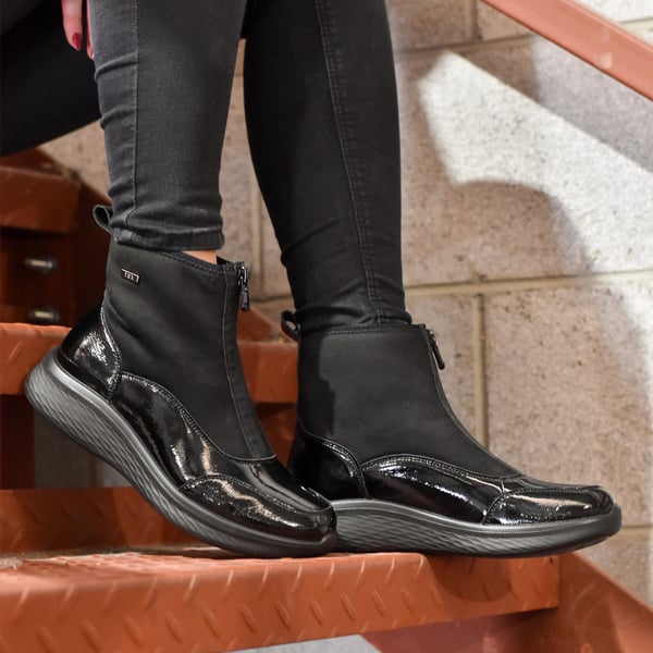 G-Comfort - P-817S Waterproof Ankle Boots - Black Patent 1