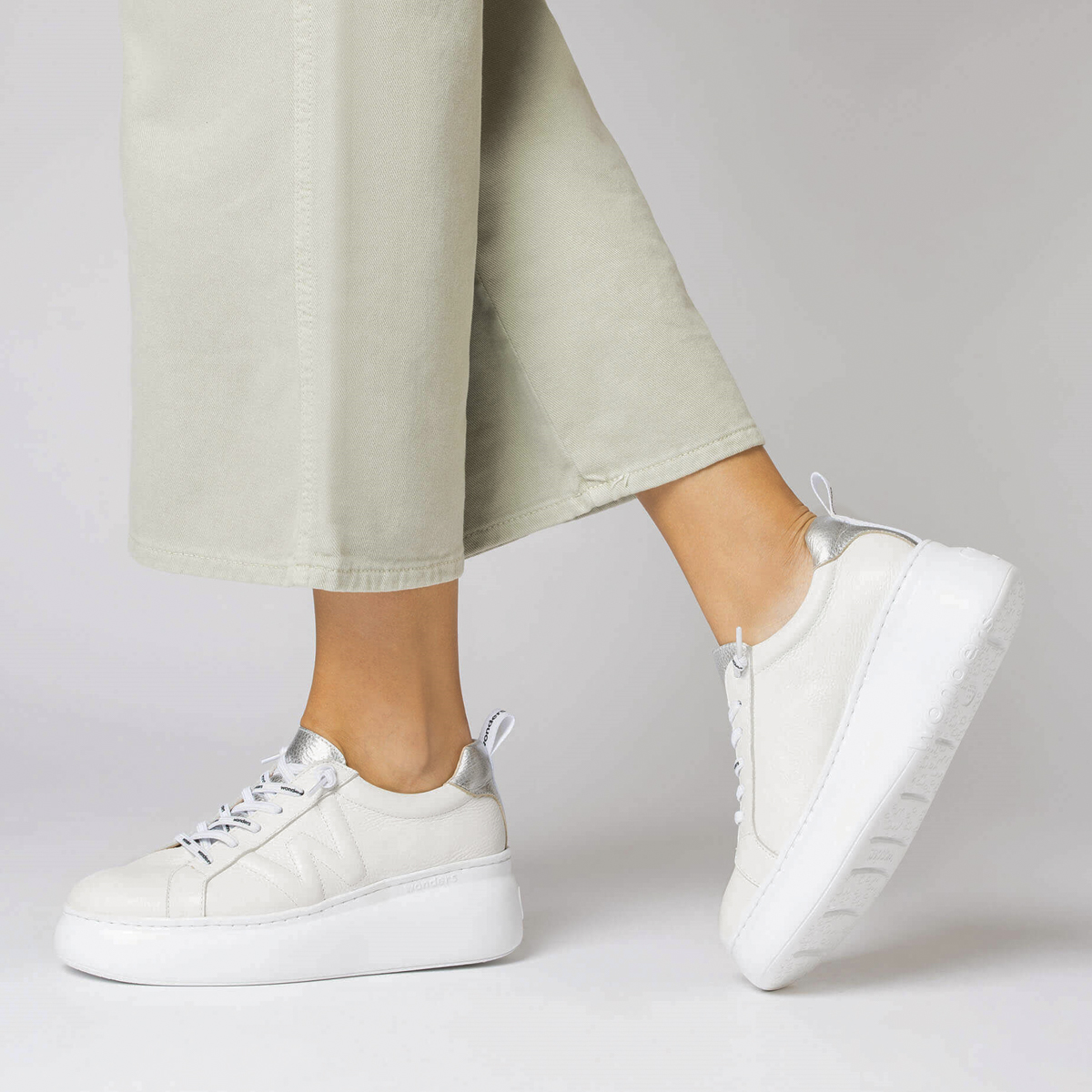 Wonders - Leather Platform Trainers Off White - 2632, The Shoe Horn