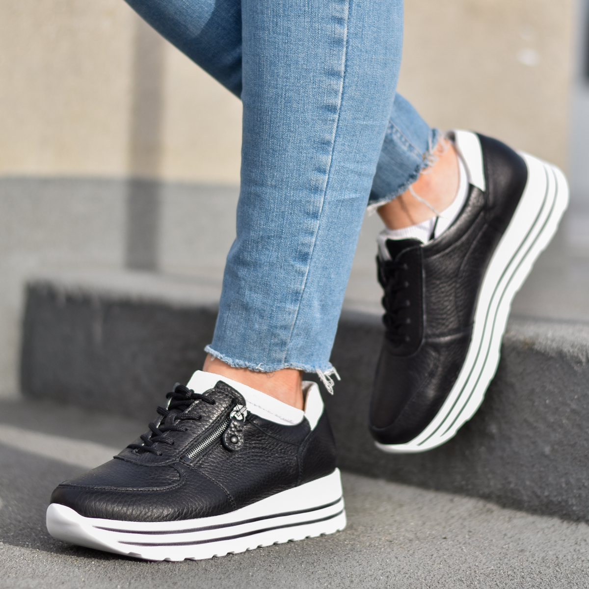 Waldlaufer - Lace Up Platform Shoes Black/White - 758009, The Shoe Horn