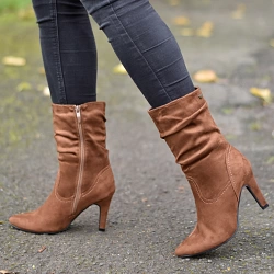 Susst - Franky Heeled Slouch Boots, Camel