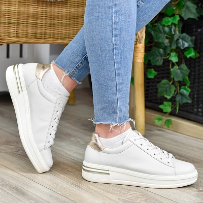 Gabor - Lace Up Trainers Off-White - 395.62 1